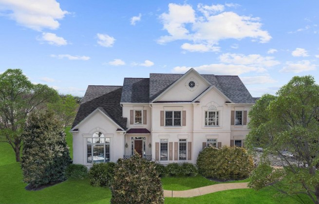 1450 Mayhurst Blvd 2